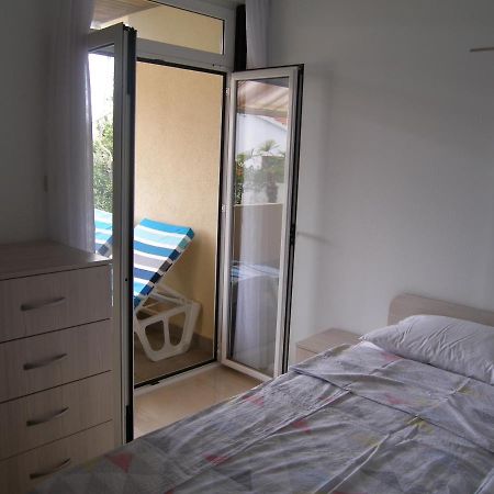 Apartmani Matela Petrcane Esterno foto