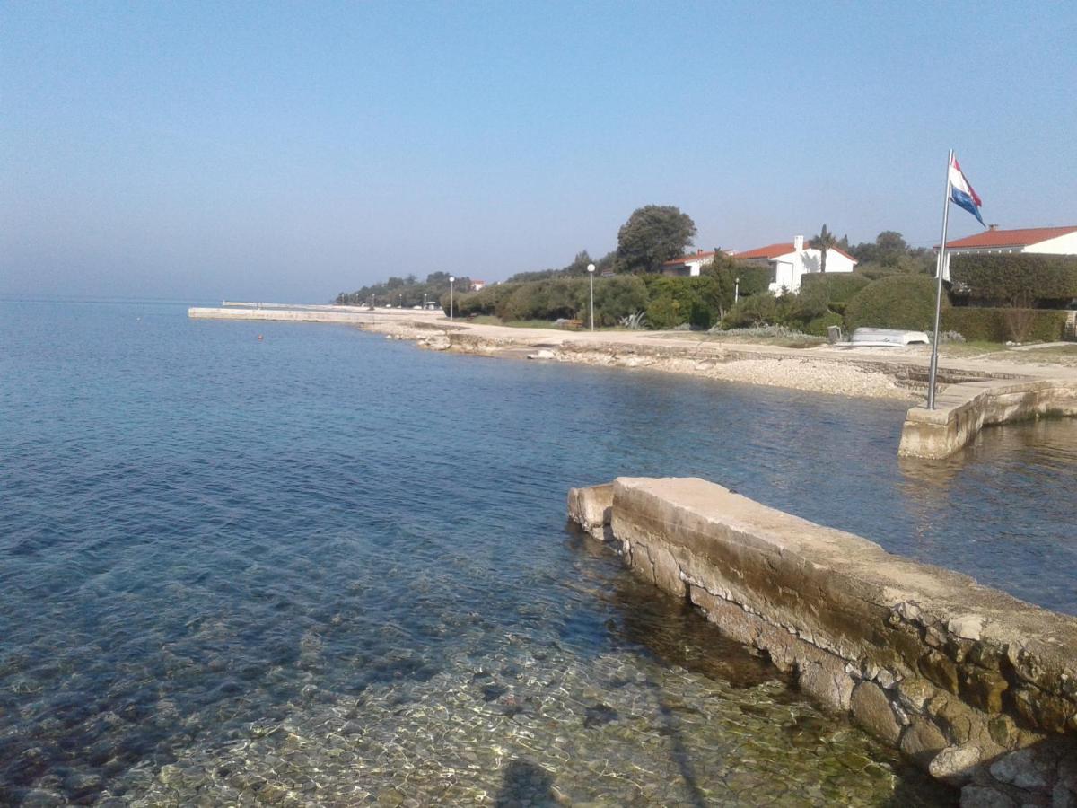 Apartmani Matela Petrcane Esterno foto