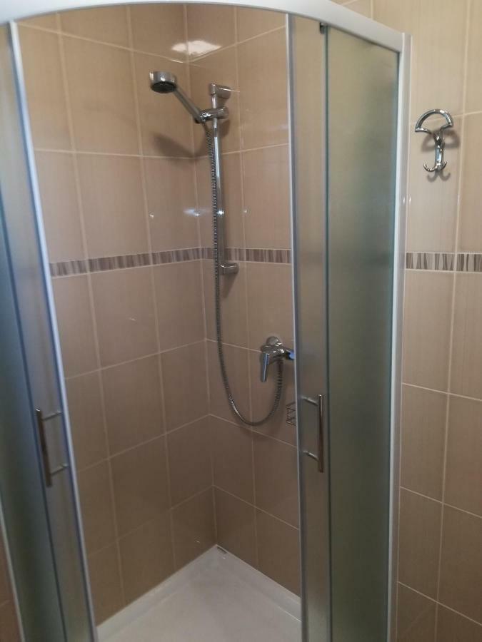 Apartmani Matela Petrcane Esterno foto