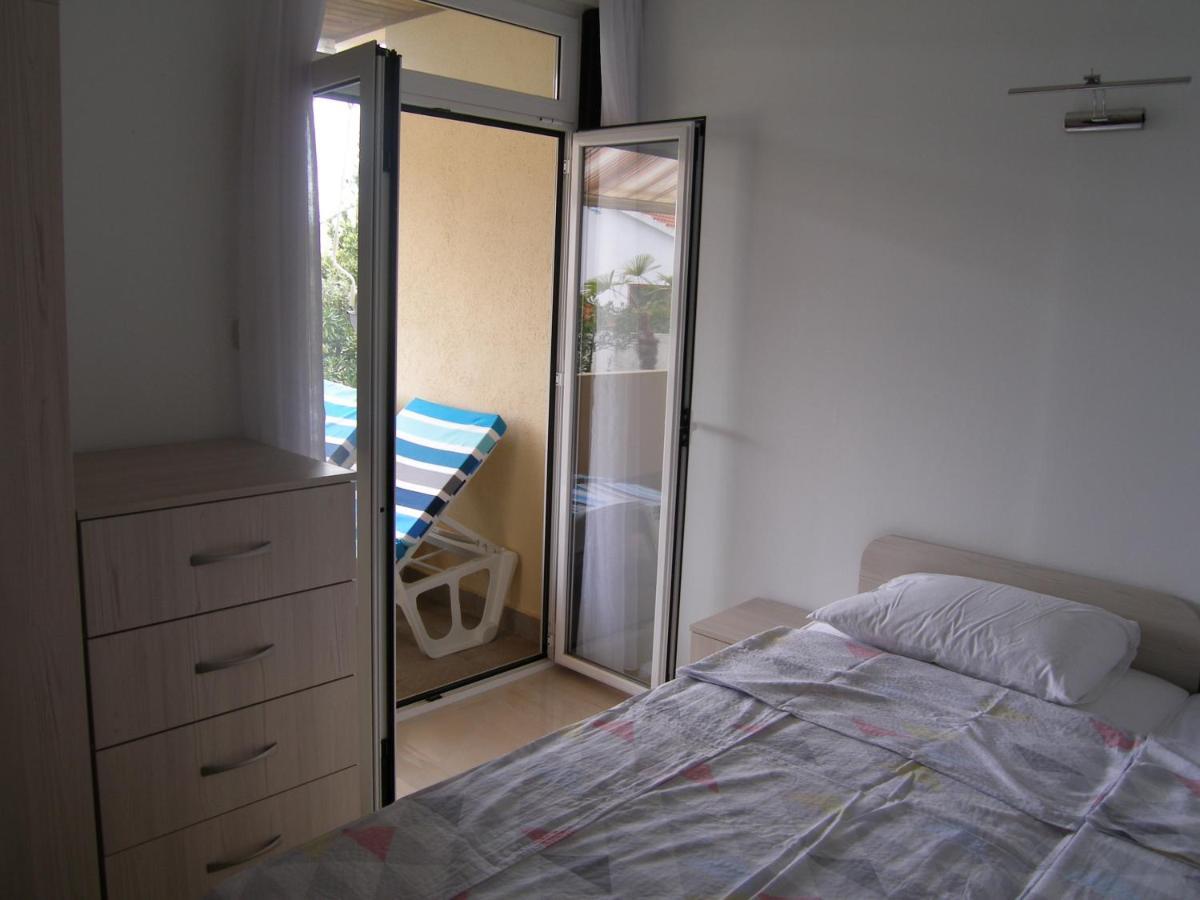 Apartmani Matela Petrcane Esterno foto